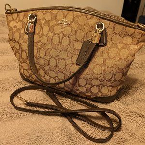 COACH Signature medium tote hand bag (with straps)